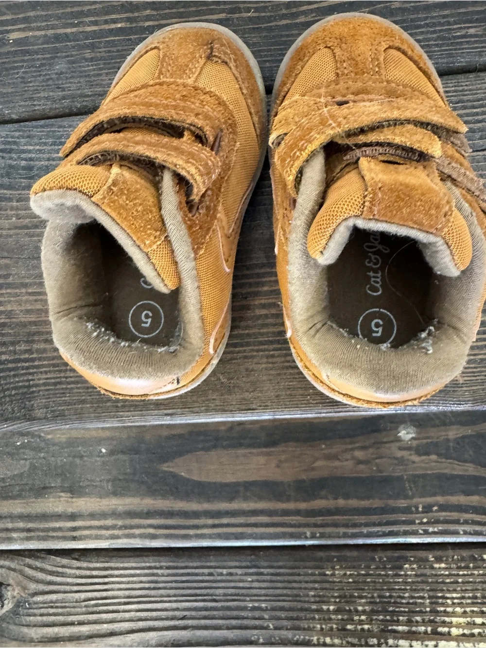 Cat & Jack Toddler Hook-and-Loop Sneakers in Camel Brown